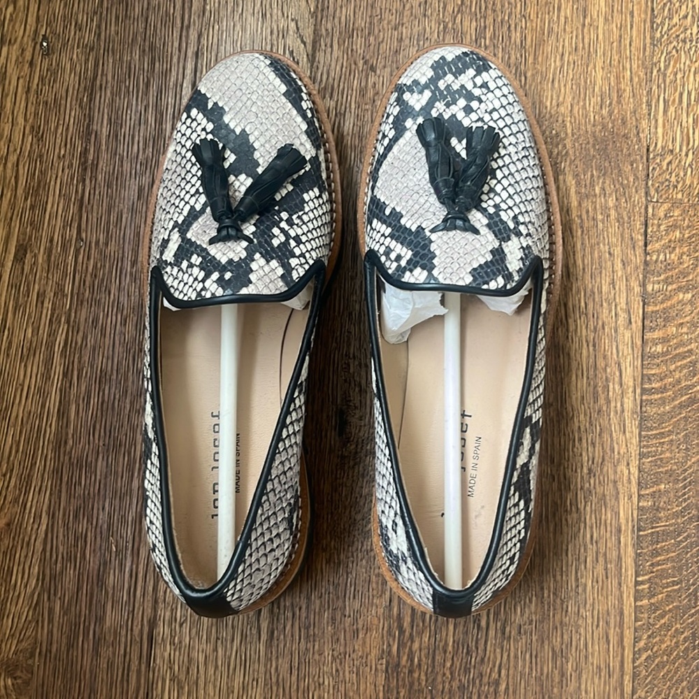 NEVER WORN Jon Josef Snake Loafers Size 38